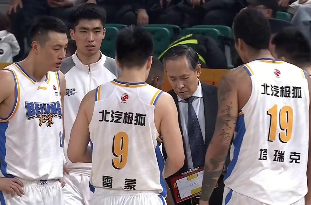 加拿大公开赛第三轮苏贝尔领跑