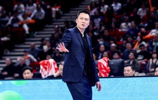 米兰体育詹姆斯下家是哪?预测网站晒概率:骑士最有可能 勇热也有机会