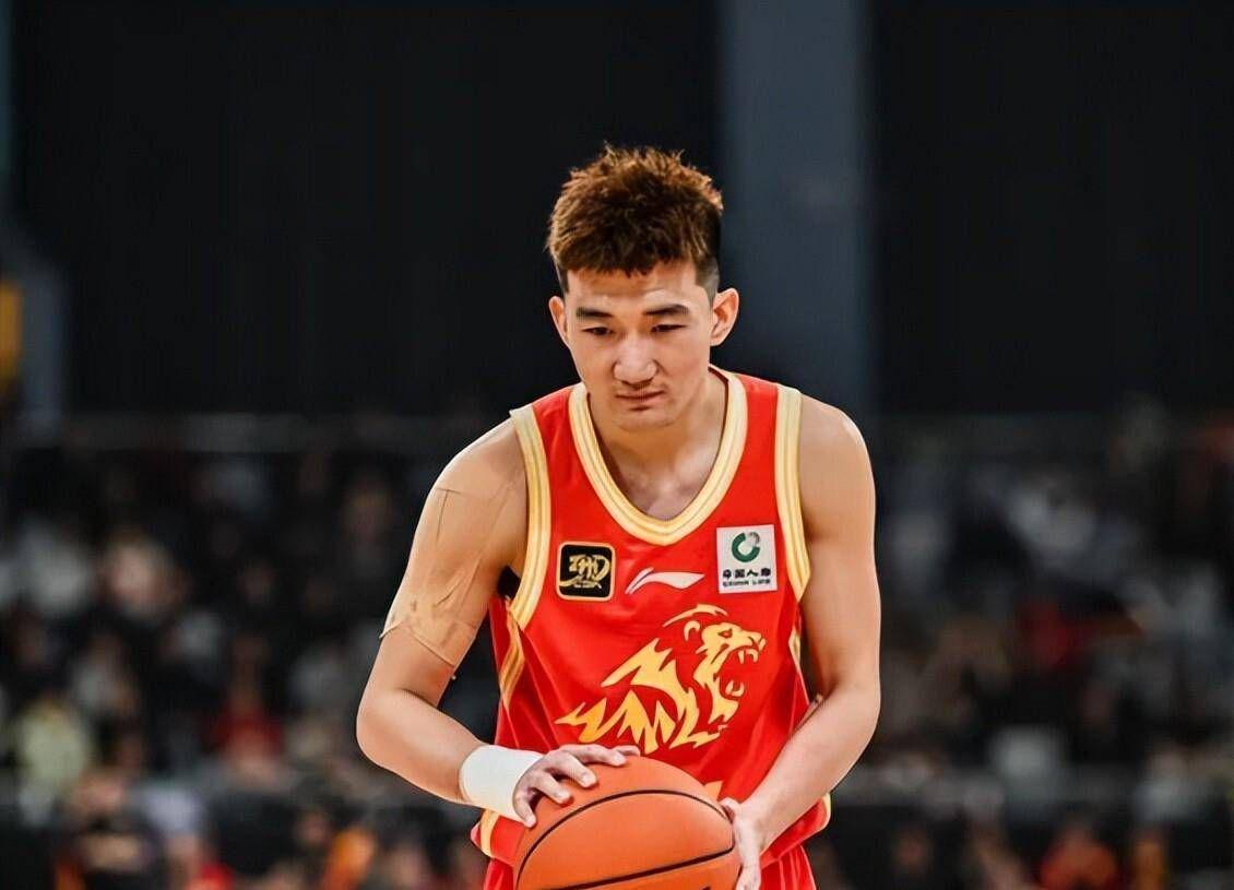 领先16分第4次被逆转,马刺1