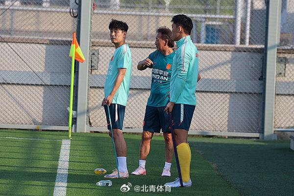 53年了！尼克斯第3冠战T！他们是狂狗！
